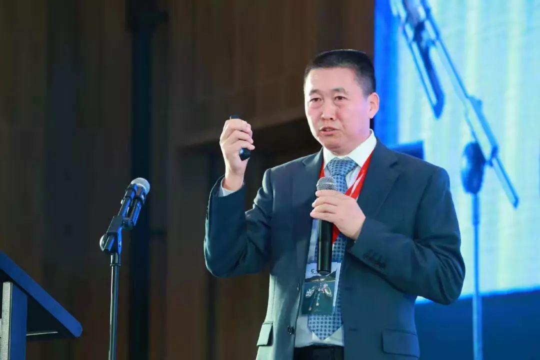 2025新奥资料免费精准资料,探索未来，2025新奥资料免费精准资料共享时代